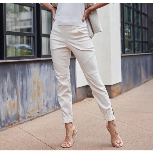 Spanx Stretch Twill Cargo Jogger Pants Women’s Small Ivory White Professional - Picture 1 of 8